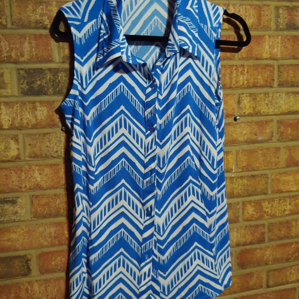 🥀Susan Graver Sleevless Button Up